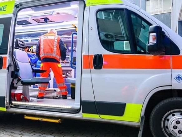 Investito dal trattore: muore 76enne a Valpiana