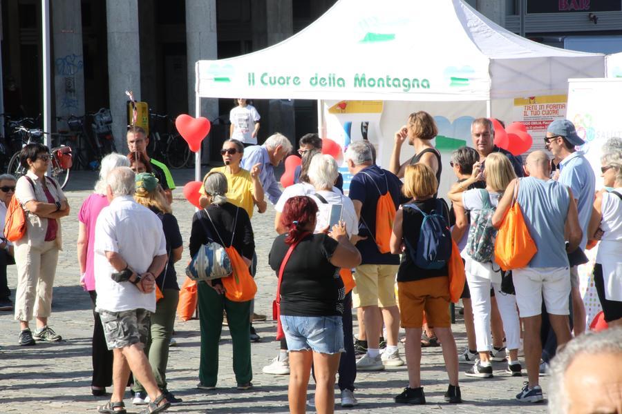 A centinaia in piazza contro i rischi del cuore