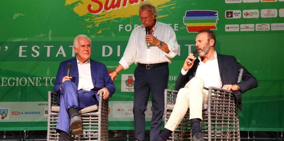 Il palco di Eliopoli Summer con Eugenio Giani, Massimo Marini e Cristiano Meoni