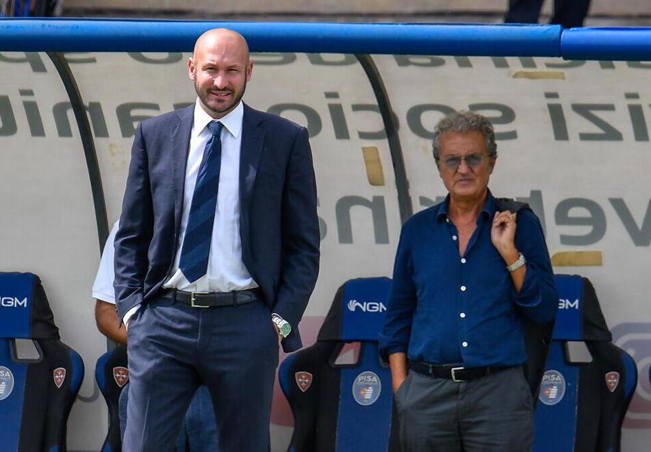 Il ds Claudio Chiellini e il presidente Giuseppe Corrado in panchina