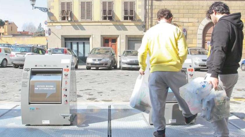 Postazioni di cassonetti interrati già attive nel centro di Firenze