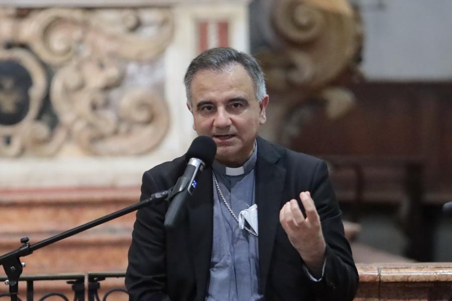 Modena, nuove nomine del vescovo: don Gazzetti arciprete del duomo e numerosi vice parroci. Ecco chi e dove
