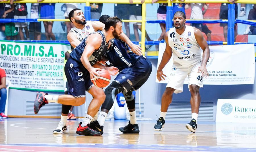 La Dinamo batte in finale l’Olimpia Milano e vince il trofeo City of Cagliari