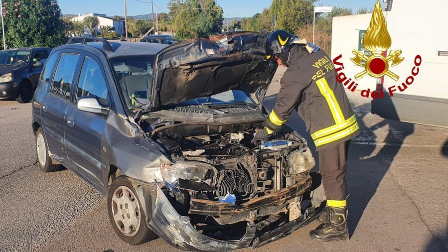 Scontro auto-furgone sulla sp59: 5 feriti