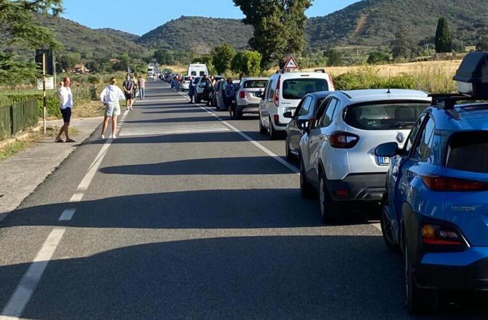 Scontro frontale tra auto e suv, morti marito e moglie: tornavano dal raduno di Casapound