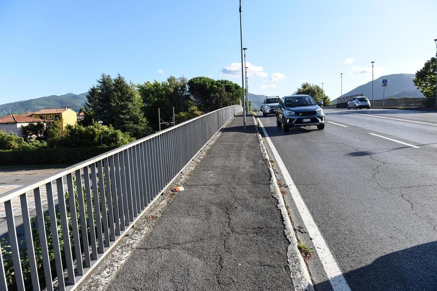 Lucca, via ai lavori urgenti sul cavalcaferrovia di viale Europa