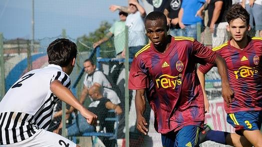 Un momento del match tra Fretas Perignano e Masesse (Foto Frates Perignano)