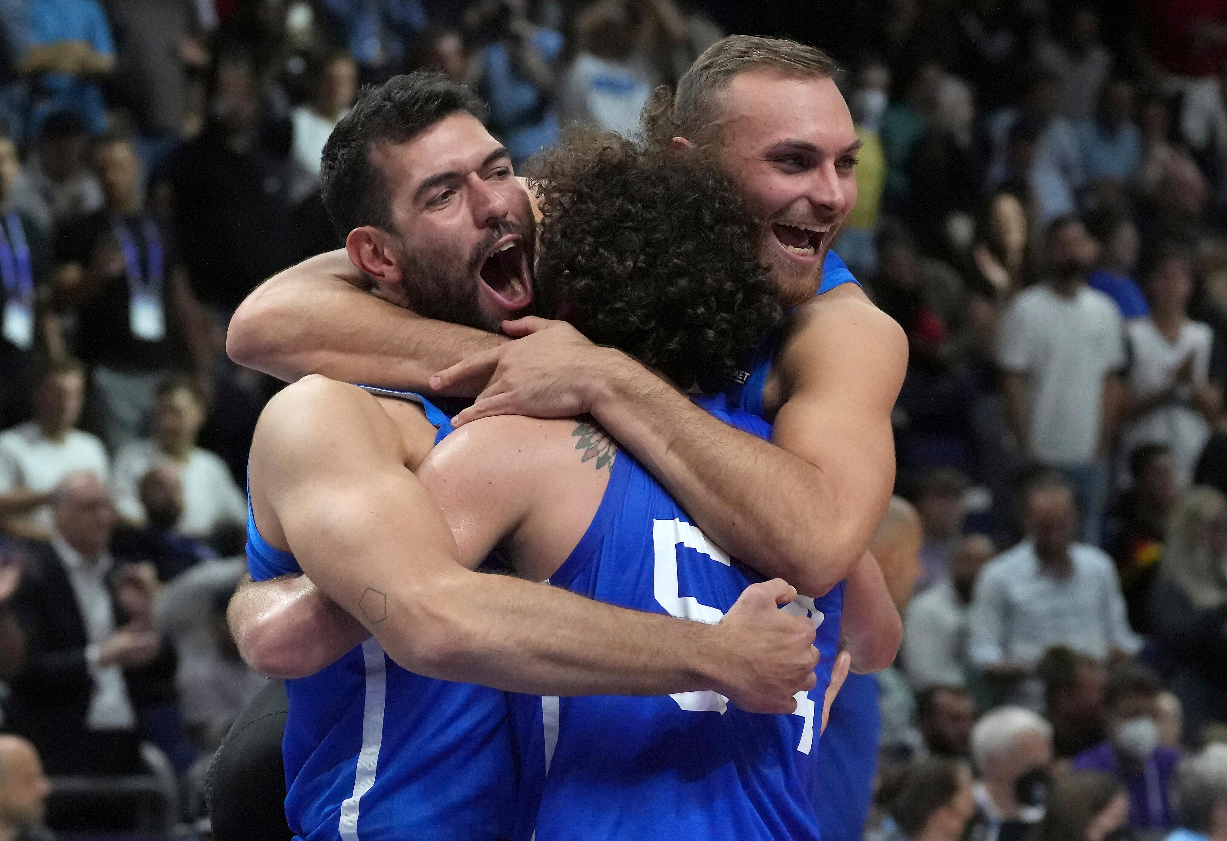 Poveri ma Melli: Italia nella storia