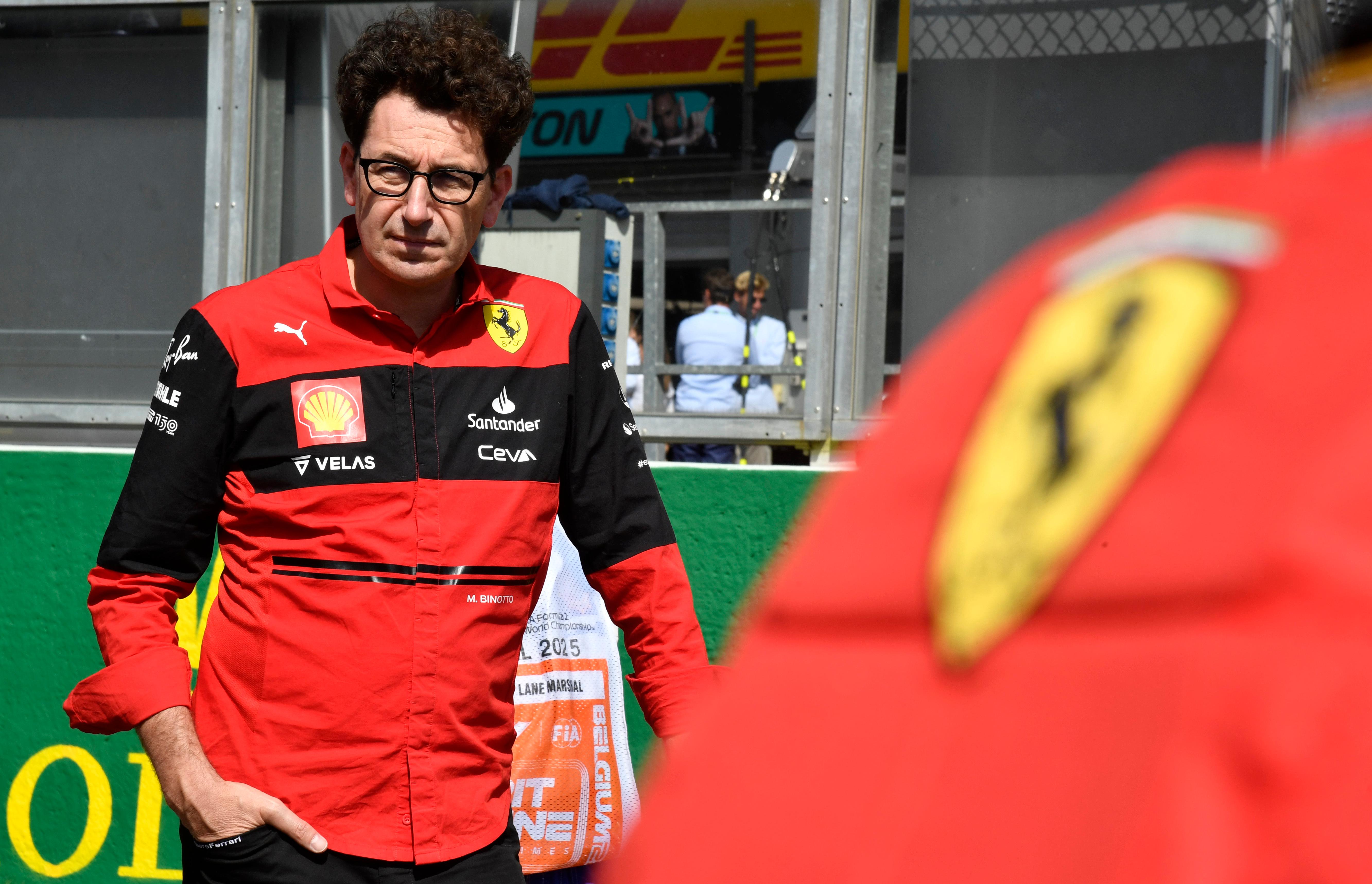 Ma Binotto non ci sta:
«La Fia ha dormito,
gara da far ripartire»