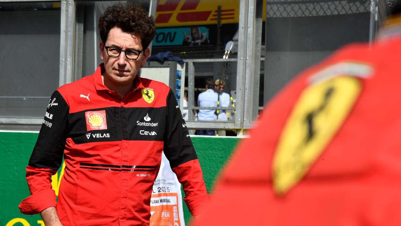 Ma Binotto non ci sta:
«La Fia ha dormito,
gara da far ripartire»