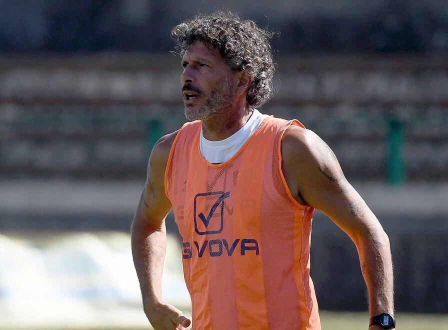 Il mister della Carrarese Alessandro Dal Canto ha commentato: «Tutto bene, ma adesso occorre guardare al prossimo appuntamento»