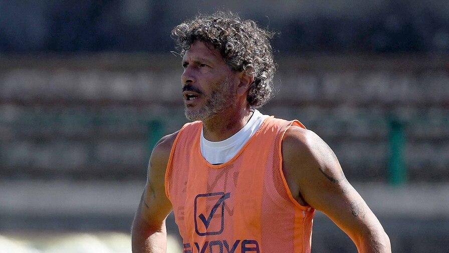 Il mister della Carrarese Alessandro Dal Canto ha commentato: «Tutto bene, ma adesso occorre guardare al prossimo appuntamento»
