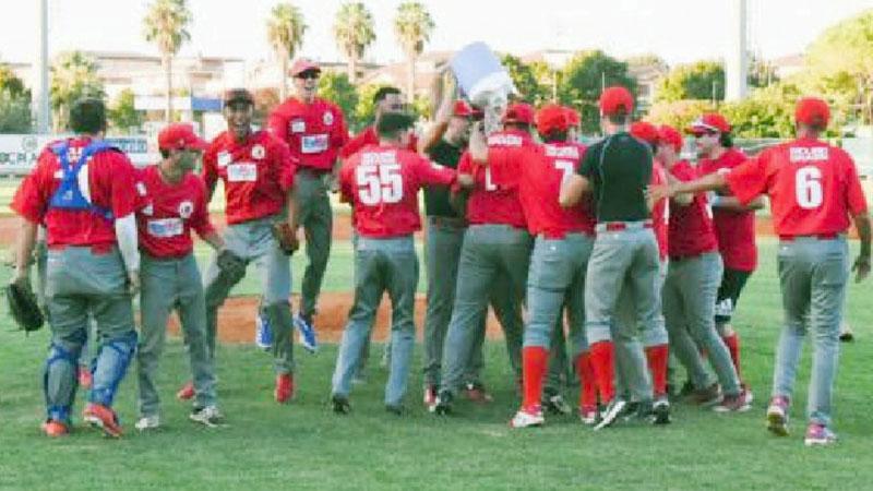 L’esultanza del team Bsc e della sua tifoseria dopo lo storico successo contro il Bbc (Foto Agenzia Bf)