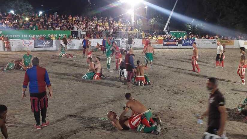 Un momento della partita tra Rossi e Verdi