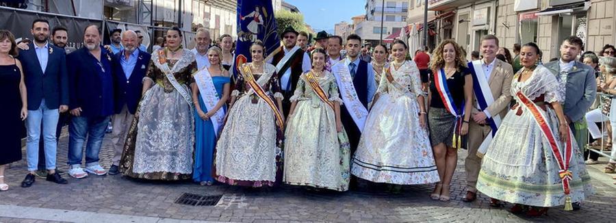 Le delegazioni straniere con i dirigenti della Targa Cecina
