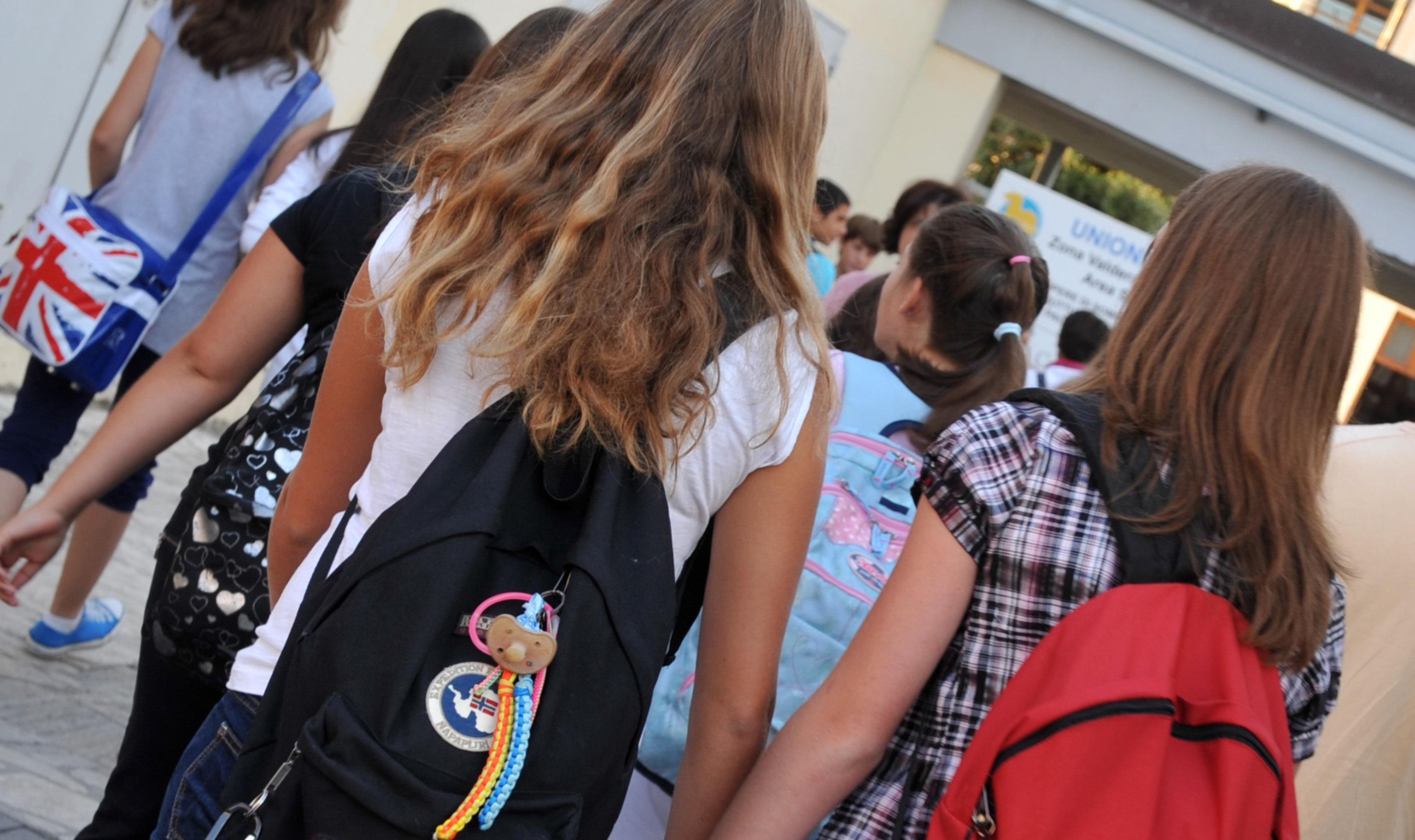 A Nule i bimbi restano a casa: i genitori bocciano la pluriclasse 