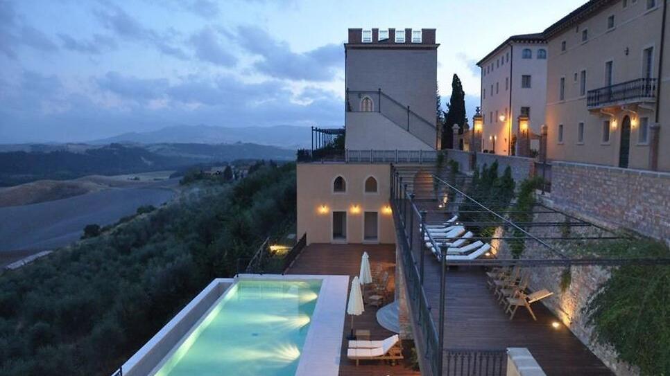 Volterra, abitazioni nel borgo chic in vendita all'asta: perché un grande "sogno" non è decollato