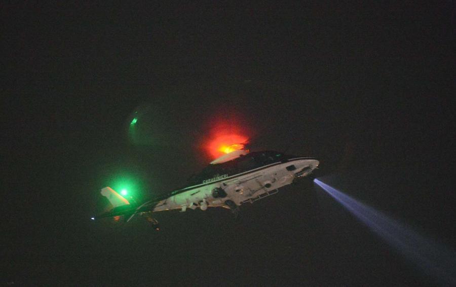 Scippi e rapine per strada: scattano sei misure cautelari