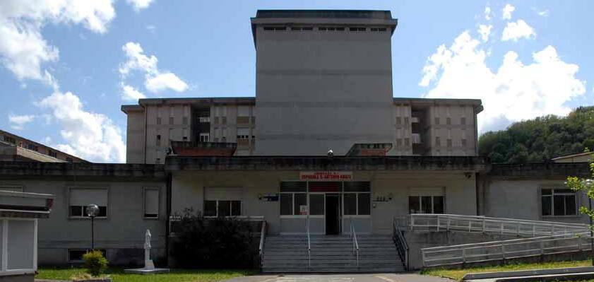 Farmaci spariti dall'ospedale di Pontremoli, ecco la condanna 