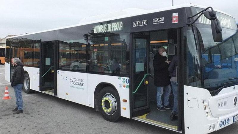 Pisa, per gli studenti cancellati i bus anti-Covid: resta la mascherina obbligatoria