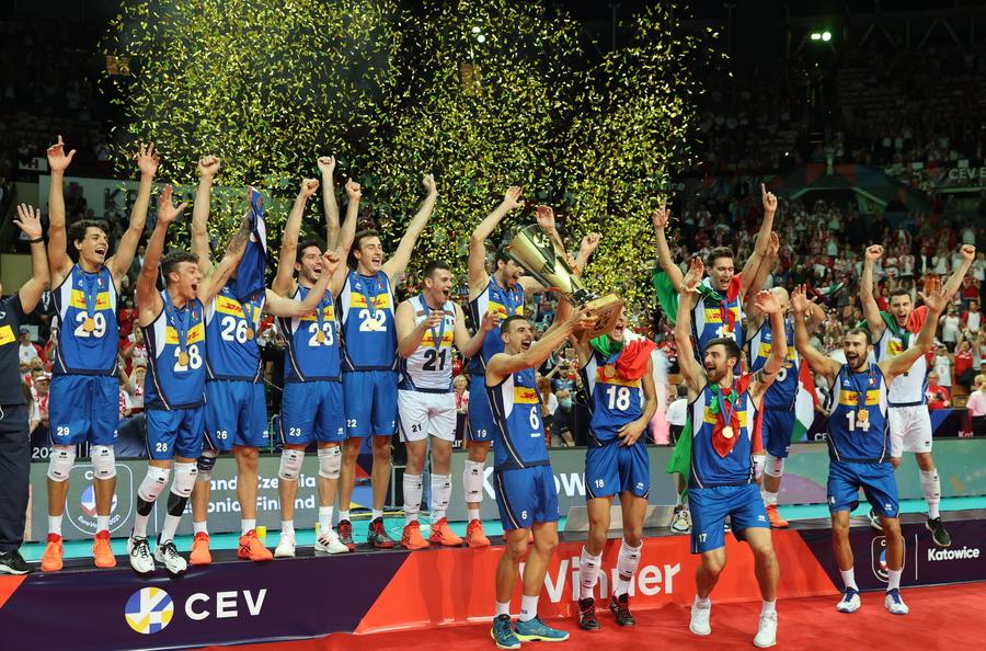 Pallavolo, giocare e vincere col sorriso: questa è l’Italia che ci piace 
