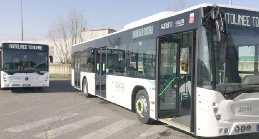 Bus, la “tassa occulta” per gli studenti di Firenze: l’abbonamento