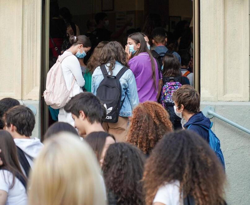 La scuola si prepara a ripartire con oltre mille studenti in meno