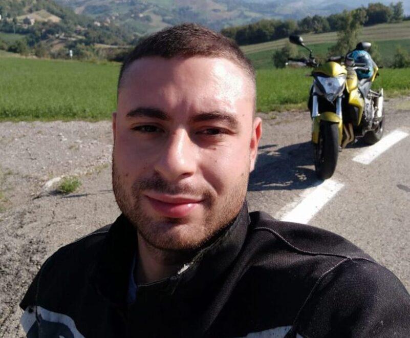 Domani l’addio a Mario il 25enne morto in moto