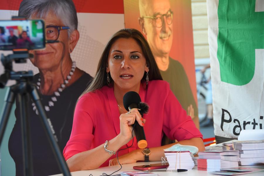 
	Anna Ascani

