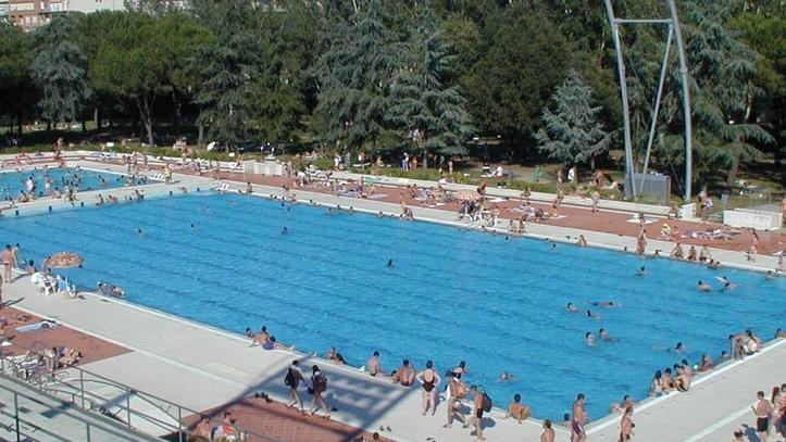 Le piscine di Firenze verso la serrata, in 10mila restano all’asciutto