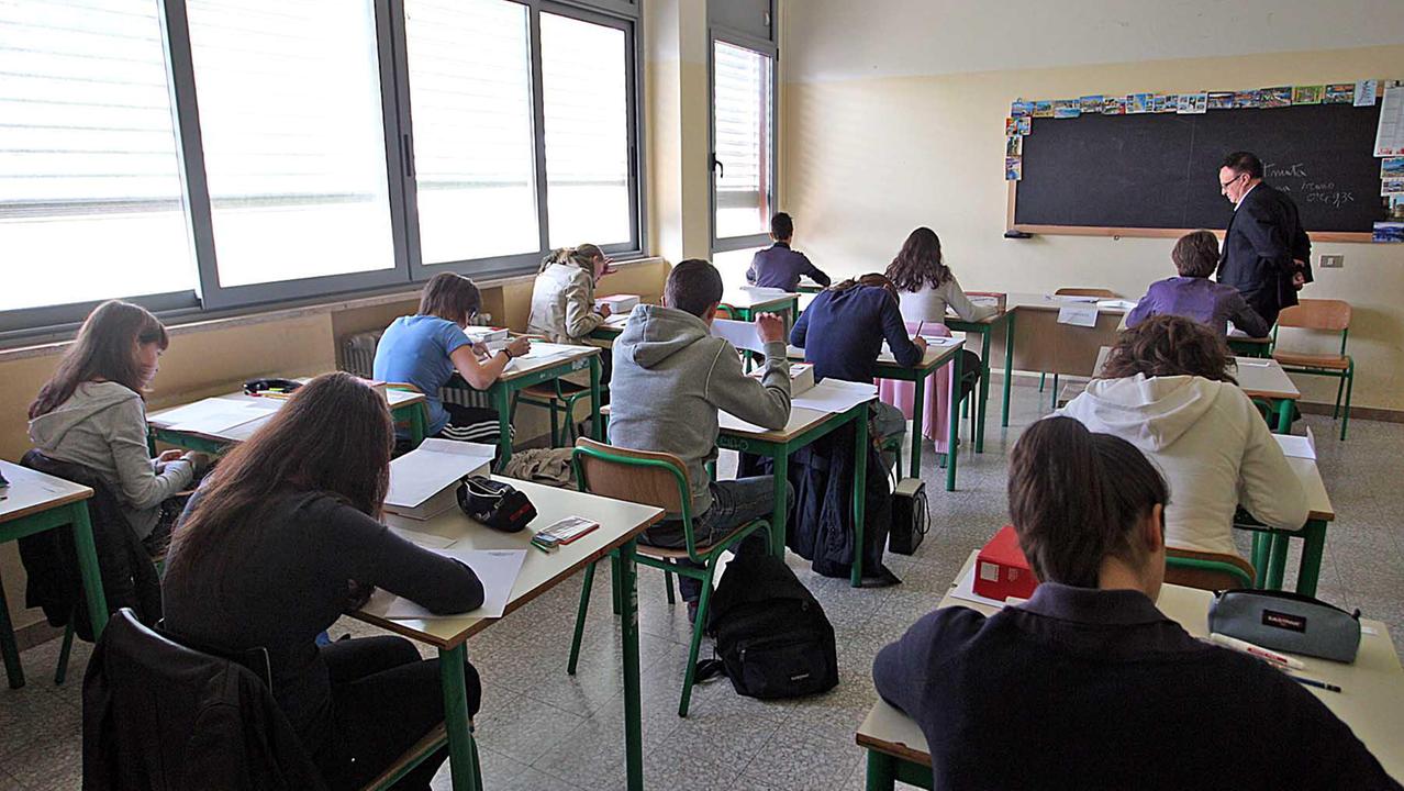 Tornano in classe 48mila studenti, l’algoritmo sacrifica il sostegno: così in provincia di Lucca
