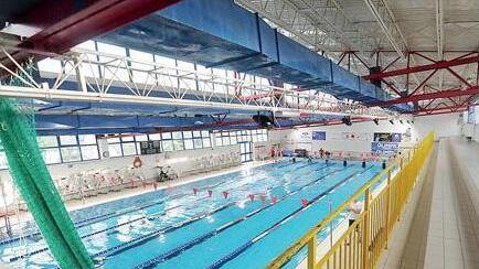 Luci a led, sauna chiusa e meno sprechi. A Piombino piscine e palestre contro il caro energia