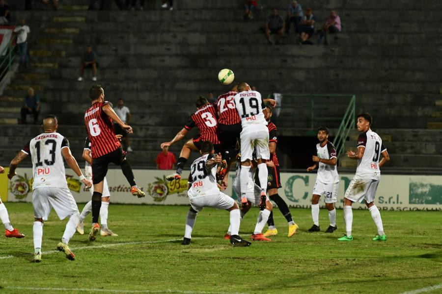 
	Lucchese-Pontedera finisce 1-1 (Foto Sernacchioli)

