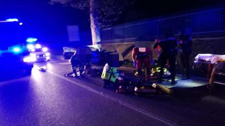 Pontedera, schianto in scooter: gravissimo 17enne. Sulla scena irrompe un camionista: arrestato