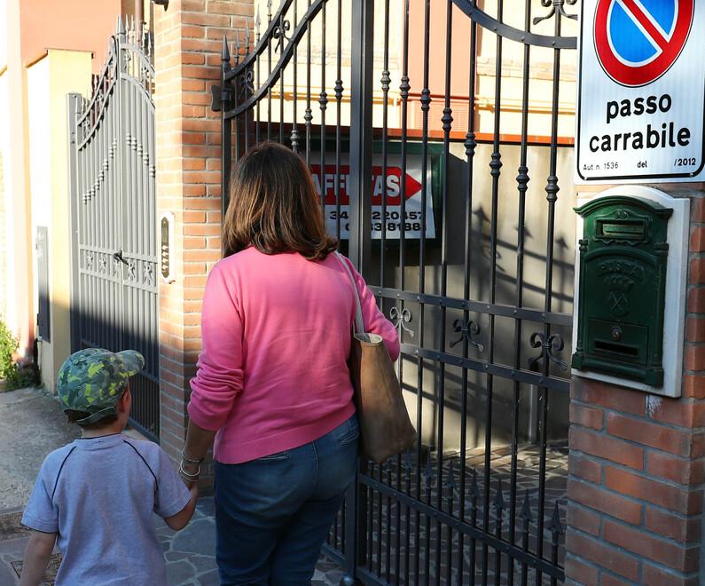 Sui passi carrai a raso è bufera a Comacchio 