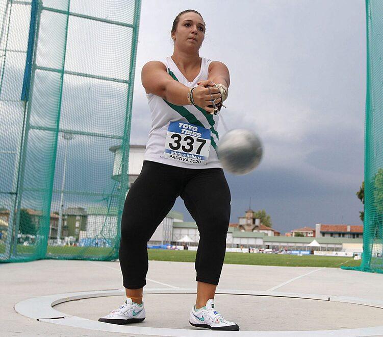 Rachele Mori. A segno anche nella quarta edizione dei Campionati  del Mediterraneo con la misura di 65,60