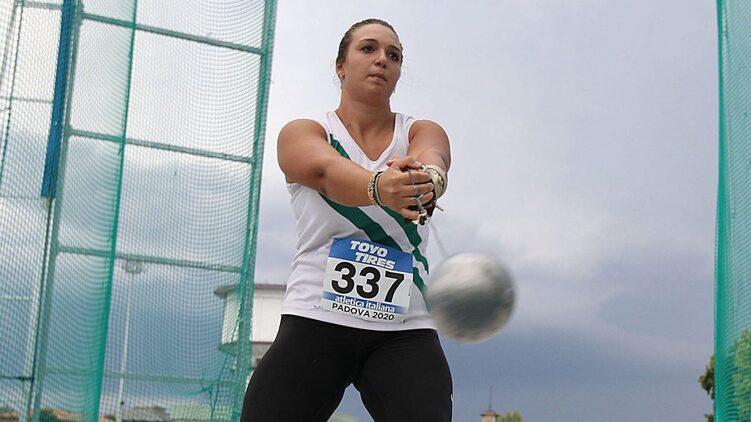 Rachele Mori. A segno anche nella quarta edizione dei Campionati del Mediterraneo con la misura di 65,60