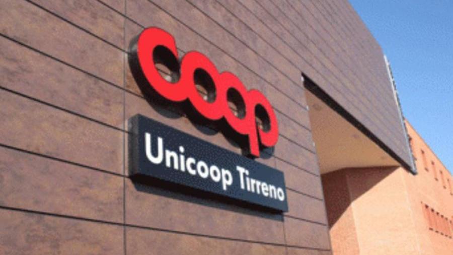 Caro energia, Coop abbassa le luci in 96 supermercati per risparmiare