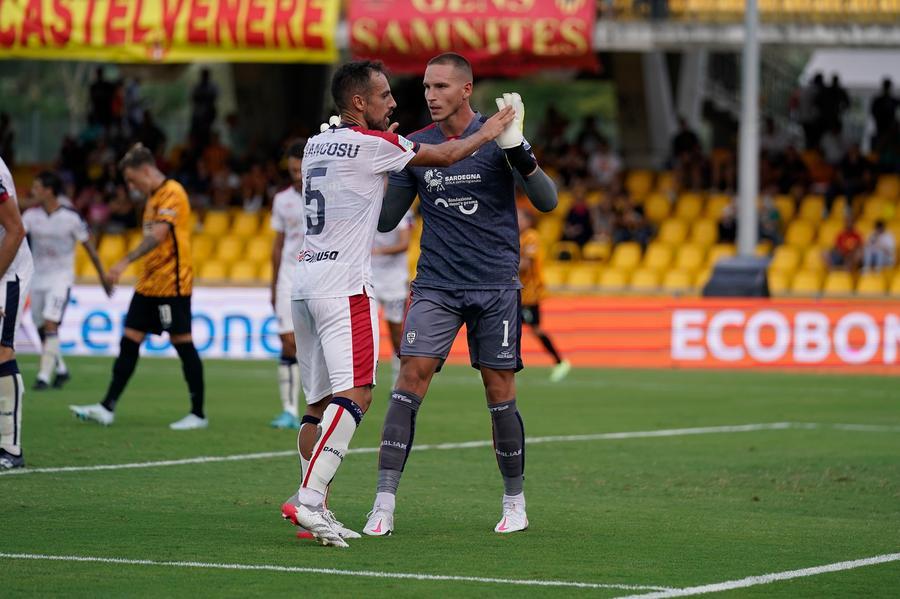 
	Mancosu e Radunovic a Benevento

