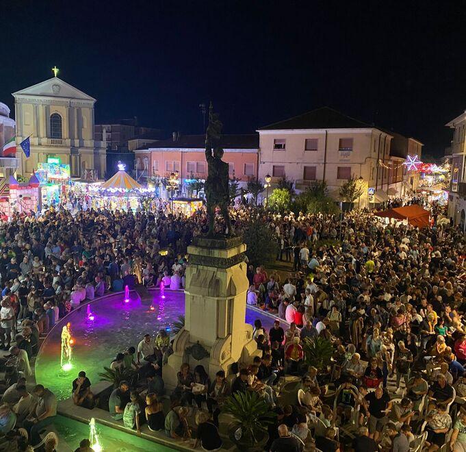 Codigoro, sviene alla Fiera ma l’ambulanza è già andata via