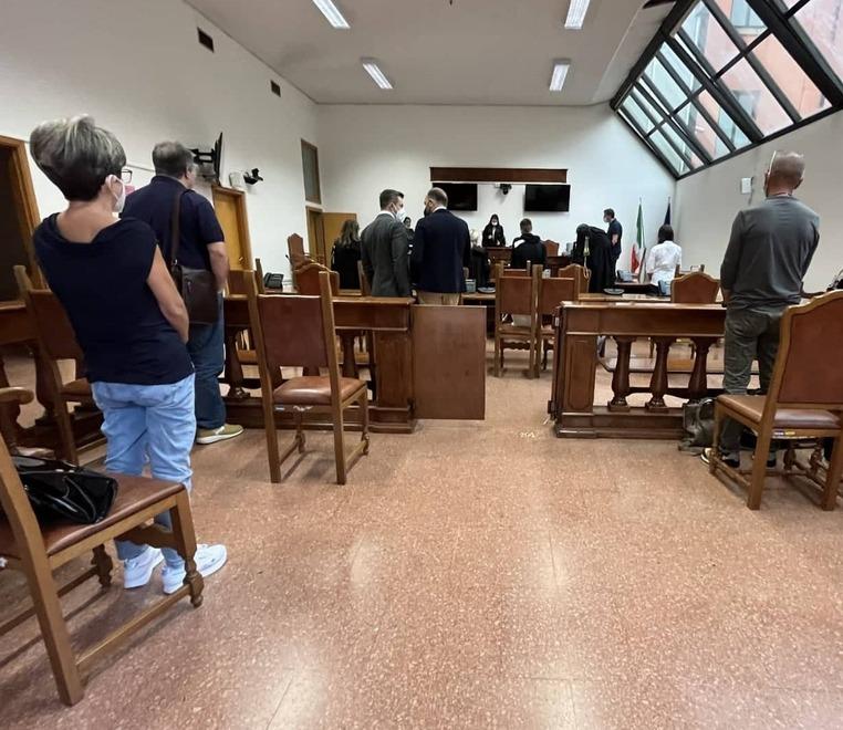 San FeliceUbriaco, investì 4 ragazze a Lido di Spina e fuggì: il diciannovenne patteggia sei mesi 