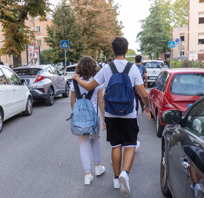 Baci e abbracci “live”. «Finalmente un anno scolastico normale» 