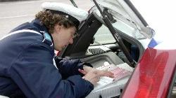 Modena, trova un portafoglio e lo consegna alla polizia locale