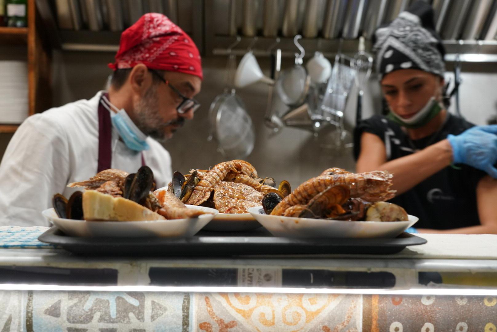 Cacciucco Pride, via alla kermesse e i ristoranti preparano la ricetta
