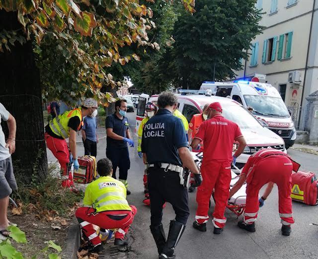 Scontro tra auto e bici a San Polo: un ferito grave