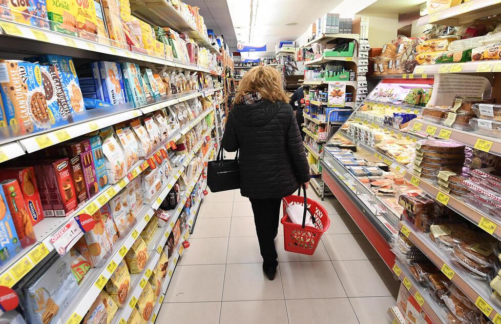 Modena la 10ª città più costosa d'Italia. Il rincaro medio è di 2.100 euro 