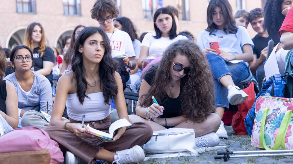 Modena. Pali: «Dea bendata con bilancia e spada immagine fuorviante della Giustizia»