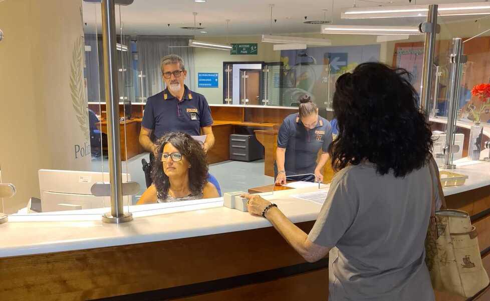 Ufficio passaporti, quattro aperture straordinarie