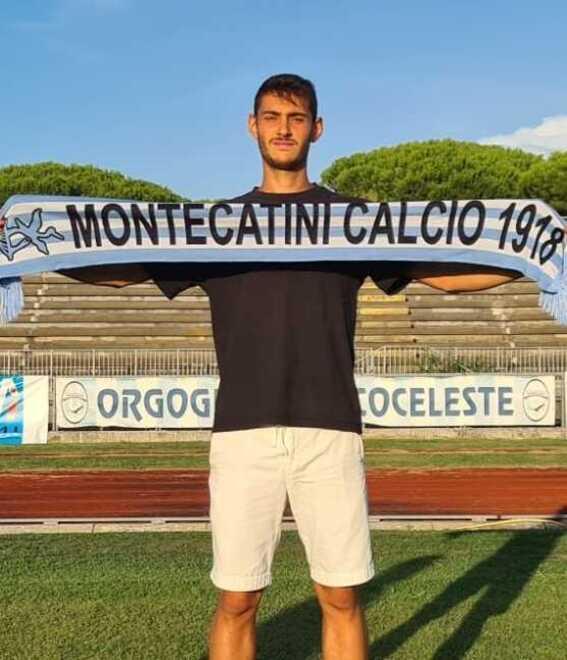 Il centrocampista Filippo Romani