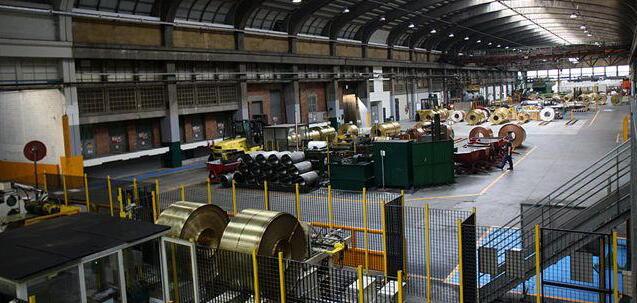 L’interno dello stabilimento di Kme a Fornaci di Barga